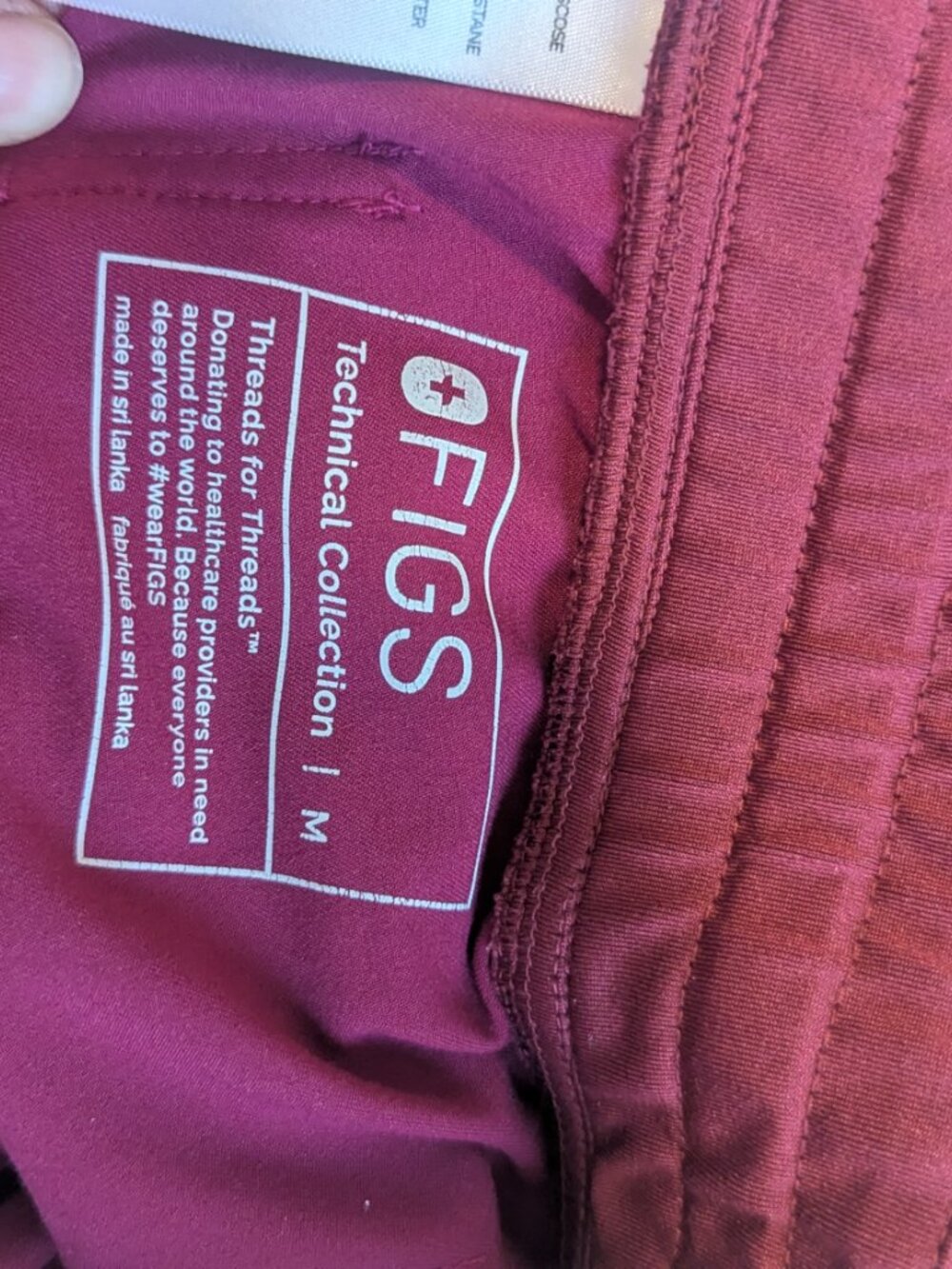Pink Figs scrubs - Picture 6 of 6